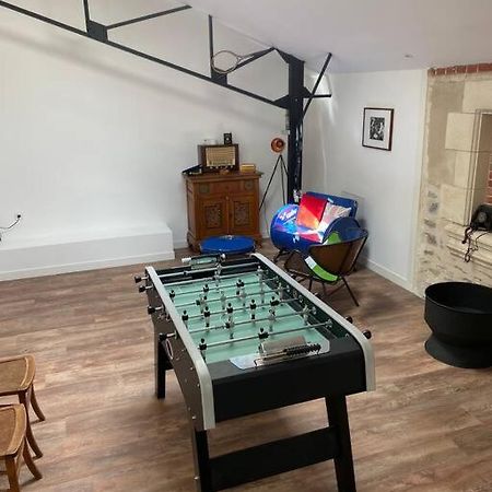 Loft Proche Centre Ville Hotes Habitant A L Etage Laval  Luaran gambar